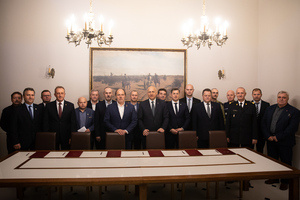 Porozumienie MSWiA i związków zawodowych funkcjonariuszy
