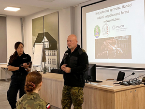  Wykładów dla uczniów klas mundurowych