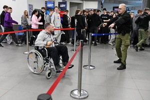  Szkolenie taktyczne z zakresu działań interwencyjnych w przypadku wystąpienia zagrożenia terrorystycznego w Międzynarodowym Porcie Lotniczym Katowice w Pyrzowicach.