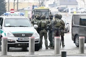  Szkolenie taktyczne z zakresu działań interwencyjnych w przypadku wystąpienia zagrożenia terrorystycznego w Międzynarodowym Porcie Lotniczym Katowice w Pyrzowicach.