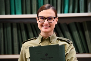  kpr. SG Katarzyna Wiśniewska - Wydział Kadr i Szkolenia w ŚlOSG. 
W Straży Granicznej od 10 miesięcy.