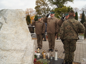 Straż Graniczna składa hołd zmarłym 