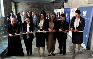 Otwarcie Centrum Obsługi Cudzoziemców w Opolskim Urzędzie Wojewódzkim 