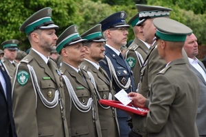 Odznaczani i awansowani funkcjonariusze SG 