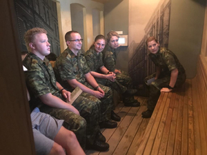 Nowoprzyjęci funkcjonariusze SG w Muzeum Powstań Śląskich w Świętochłowicach Nowoprzyjęci funkcjonariusze SG w Muzeum Powstań Śląskich w Świętochłowicach