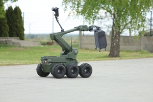 Robot pirotechniczny