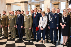 Kadra kierownicza oraz zaproszeni goście. Kadra kierownicza oraz zaproszeni goście.