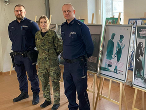 Funkcjonariusze Policji i Straży Granicznej Funkcjonariusze Policji i Straży Granicznej