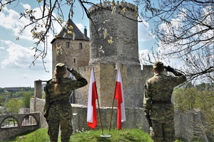 Dzień Flagi Rzeczypospolitej Polskiej - Placówka SG w Sosnowcu Dzień Flagi Rzeczypospolitej Polskiej - Placówka SG w Sosnowcu