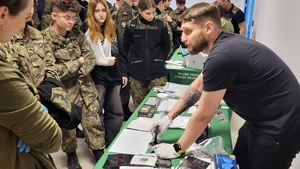 Dni otwarte z okazji 31. rocznicy powołania Placówki SG w Katowicach-Pyrzowicach Dni otwarte z okazji 31. rocznicy powołania Placówki SG w Katowicach-Pyrzowicach