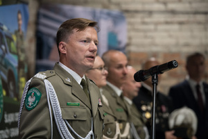  Komendant Śląskiego Oddziału SG, gen. bryg. SG Andrzej Jakubaszek przy mównicy