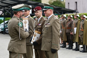  Wręczenie wyróżnień wybranym zaproszonym gościom