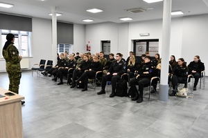  Wizyta uczniów mundurowych  klas maturalnych  XIV Liceum Ogólnokształcącego im. mjr Henryka Sucharskiego z Katowic