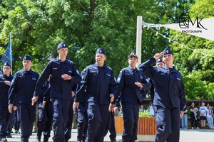 Uroczyste ślubowanie uczniów klas pierwszych oddziałów mundurowych Zespołu Szkół Ekonomicznych