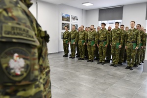 Wręczanie aktów mianowania na stopień kaprala