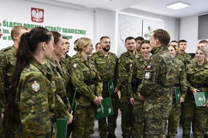 Wręczanie aktów mianowania na stopień kaprala